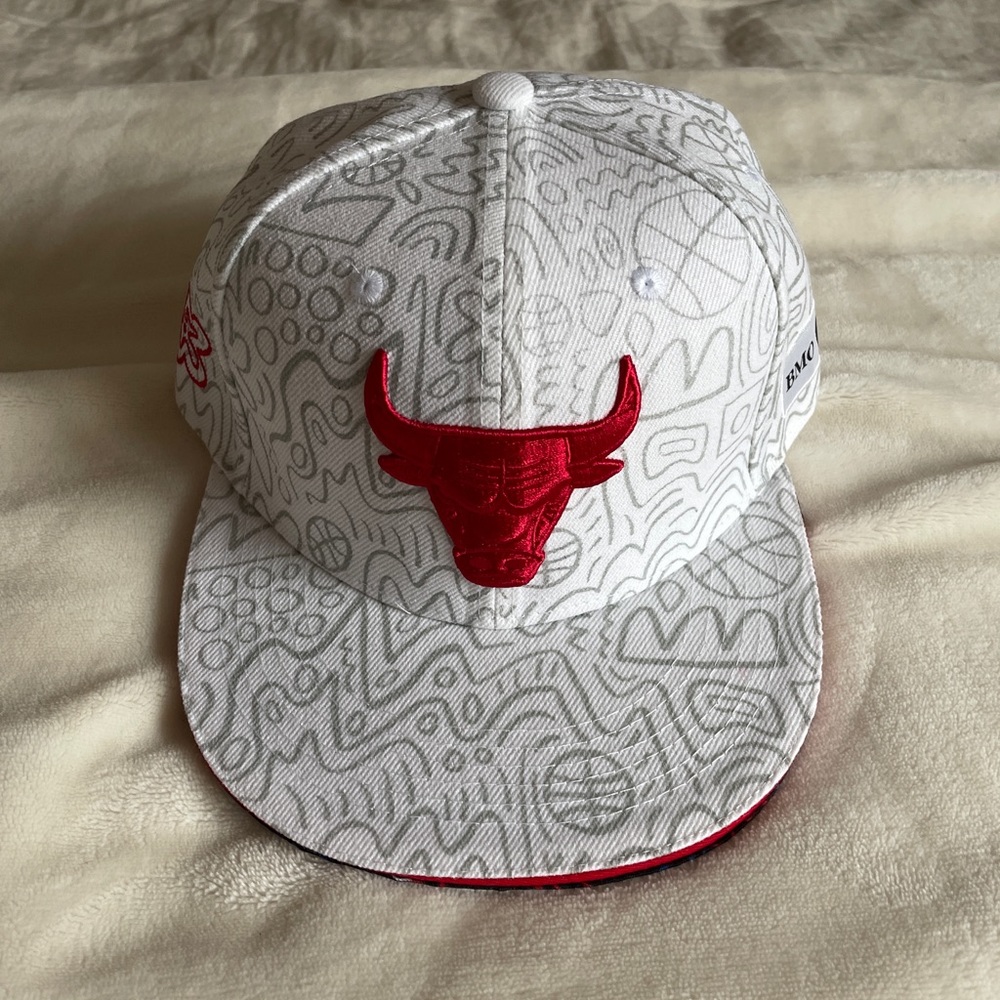 Chicago Bulls Artist Series SnapBack Hat